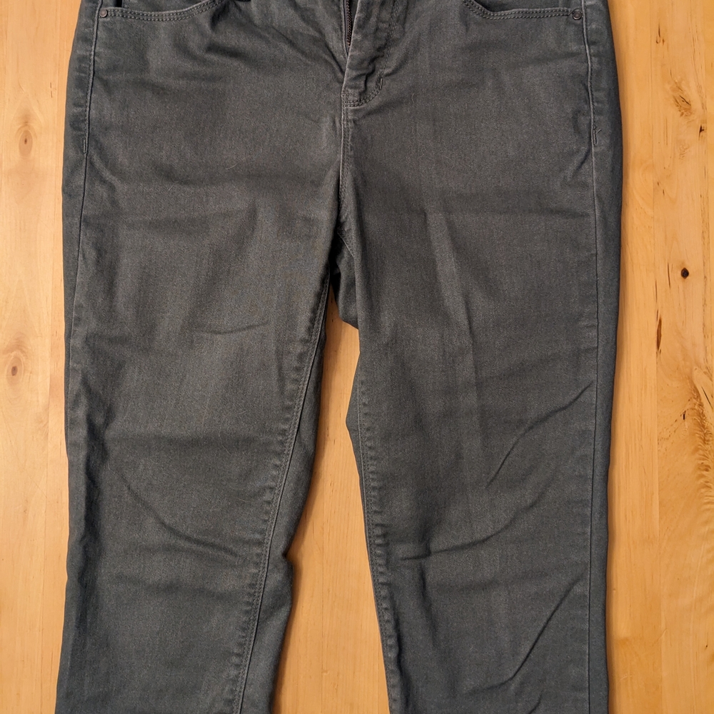 Northern Reflections Green Skinny Jeans